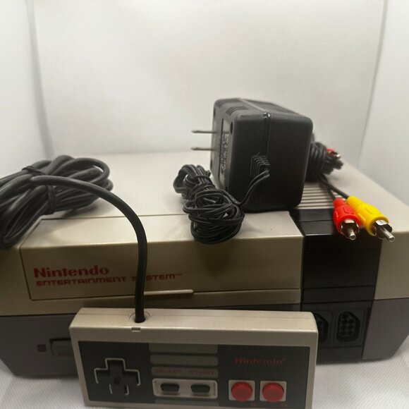 Original Nintendo NES Console-one controller NEW 72 pin installed VG - Picture 6 of 7